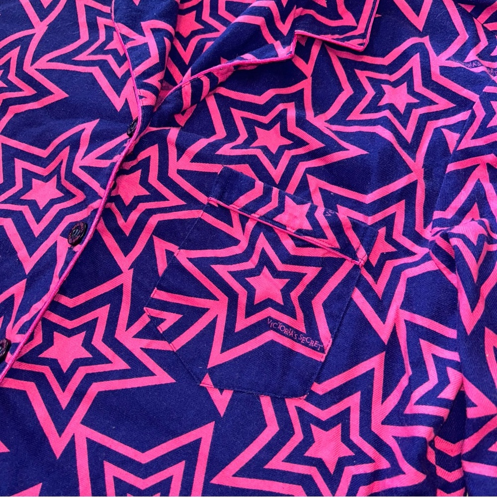 Victoria Secret Navy Blue/Pink Stars Print Pj Top Size L
Excellent Condition - Picture 6 of 15